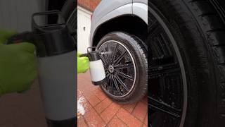 POV- How Detailers Clean Wheels… #car #detailing