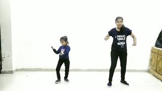 Khadke glasee dance choreography by Naina Jain Rishikesh