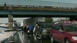 Traffic flowing again on PA turnpike