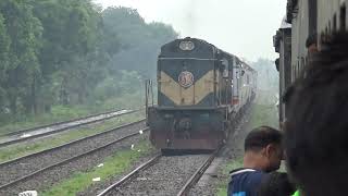 Tr no 728 Rupsha express passing halsha rail station