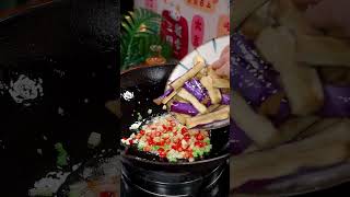 以后豆角和茄子买回家，你就像我这样炒一炒。做法简单味道好 #豆角烧茄子 #美食教程 #美食做法 #家常菜 #foodblogger #cooking #food #美食视频 #美食 #美食分享