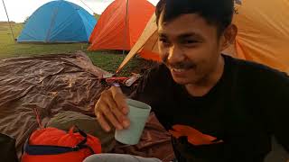 Camping mendadak || Padang Indah ramai2 nikmati hujan gerimis dan suasana malam (Not solo camping)