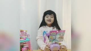 Raisya Unboxing Shopkins lil'secrets