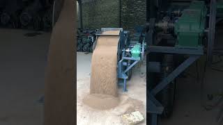 Small sand washing machine, everything washed out is US dollars.