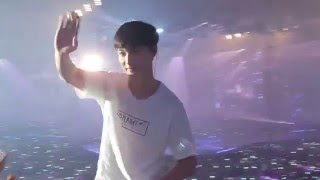 [직캠/FANCAM] 160319 EXO -D.O Baekhyun Chen Lay- EXO EXO'LUXION ENCORE SEOUL