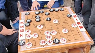 蒙面棋王开局让空头猛攻，象棋大师孙浩宇弃车对攻：把我当病猫？