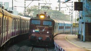 11010 Sinhagad Express with Kalyan WCAM-2 Skipping Kanhe