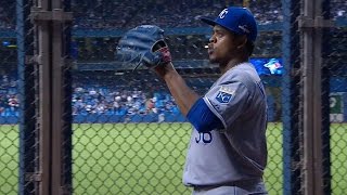 ALCS Gm5: Volquez fans two over five-plus frames