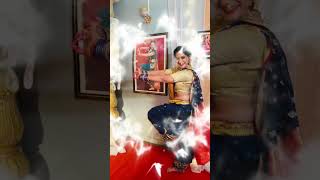 Tuza Tapor Dola | Urmila Kothare | Lavani | Gomu Sangtin