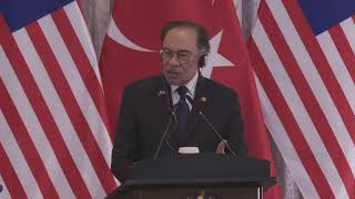 Erdogan and Anwar Ibrahim meet and then hold joint newser |Turkish and English