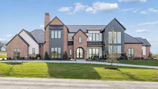 TOUR 2 LUXURY HOMES THAT EVERYONE IS OBSESSED WITH