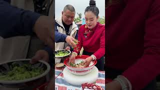 The hot Guangdong hot pot chicken trend. The secret sauce must be out of the circle first to sta