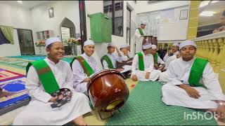 Amirun Azim bersama warga Taman Intan Duyung