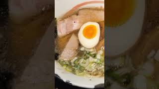 #二代目げんこつ屋 阿佐ヶ谷南口店  #醤油ラーメンと塩ラーメン #醤油より塩ラーメンオススメ #美味しかった  #深夜