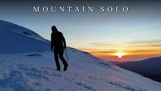 Solo in Cozy Mountain Hut-Silent Hiking Adventure-Climb the peak at Sunrise