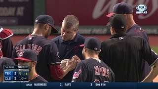 TEX@CLE: Salazar bothered by finger, stays in game