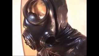 drysuit rubber mask & gasmask woman 4