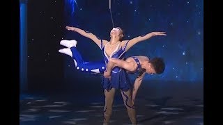 Balancing act | CCTV English