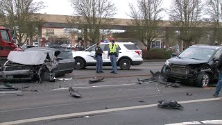 Dispute Resulted In Four Car Collision 132nd \u0026 Meridian Puyallup WA