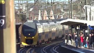 Treinen door het oude station van Delft