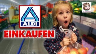 DISCOUNTER SHOPPING 🛒 Was kauft eine 6-Jährige im ALDI? 🛒 Die Spielzeugtester gehen einkaufen