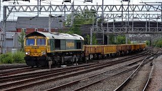 Stafford Railway Station 66570 Freightliner passes P4 on 6Y60 on the 9th July 2023