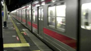 ２０５系（京葉線　普通）　新木場駅発車