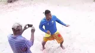 NootoUee Chaa (KIRIBATI FUNNY)