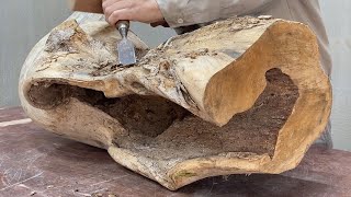 Fun Woodworking Ideas From Rotten Logs In The Garden // Make Expensive Coffee Table From Rotten Wood