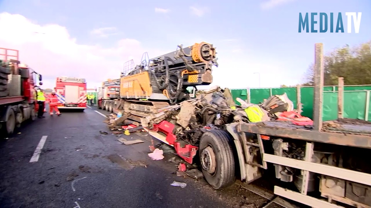 Dode En Zwaargewonde Bij Ernstig Ongeval Snelweg A16 Rotterdam - YouTube