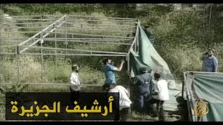 مستوطنون يقتحمون منزلين فلسطينيين لإقامة بؤرة استيطانية 1998/5/7