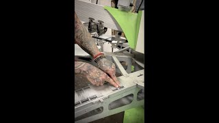 ROQ Tips: When It’s Time To Replace The Locking Blades On The Pallet Arms of Your ROQ Auto Press