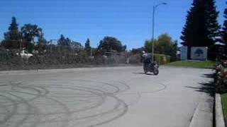 jokerio SV650 Roundie round burn out to a wheelie