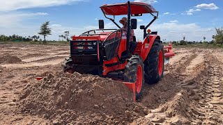 Tractor Kubota Push Soil Sand,Kubota M6040 SU