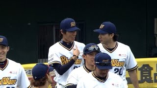 【プロ野球パ】「がんばろうKOBE」のもとオリックス3連勝、バリントン危険球退場も救援陣が好投 2015/04/19 Bs4-1L