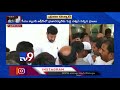 pulivendula లో kadapa mp avinash ప్రజా దర్బార్ tv9