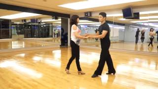 Learn to dance basic Rumba สาธิตการเต้นรัมบ้าแบบพื้นฐาน