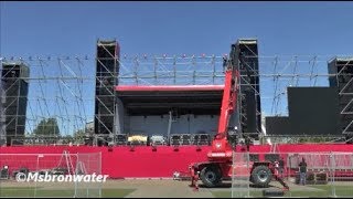 Opbouw Ajax podium Bij het  Museumplein