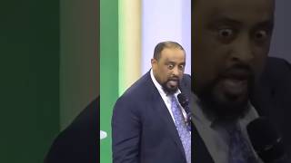 የቢሾፕ ዳዊት አስቂኝ የመድረክ ንግግሮች pastor dawit molalign funny moments #funny #comedy