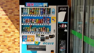 「acure」にてモバイルPASMOで飲料水購入