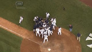 Thames hits a walk-off homer in the ninth