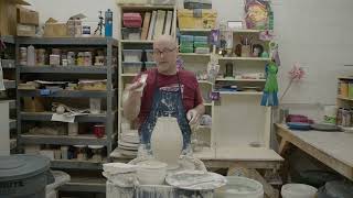 A Couple of Tips for Throwing Large, Voluminous Vase Forms - NEIL ESTRICK