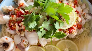 หมึกกระดองนึ่งมะนาวตัวใหญ่ |  Steamed Cuttlefish  with Lime | 283 kcal  #นับแคล