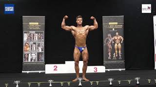 Junior bodybuilder posing routine 1st place