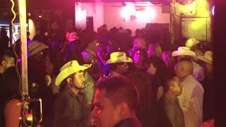 ASI SE VIVIO ANOCHE LA PACHANGA EN LA FIESTA DE FRESNO NIGHT CLUB!