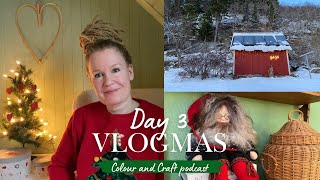 Colour and Craft-Vlogmas day 3: let it snow and christmas sweaters.