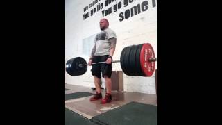 Deadlifts (210kg - 462lb)  5 x 3