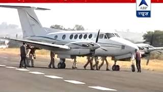 High voltage drama witnessed in MP's Chhindwara l Cops push CM's plane