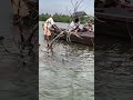 practice without safety in ashtamudikayal. dangerous performance without safety in ashtamudi lake