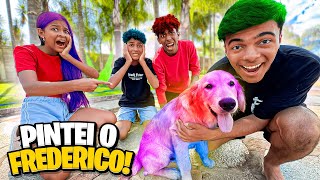 PINTEI MEU CACHORRO COM TINTA TÓXICA E NÃO SABIA😱😓 *foi uma bagunça